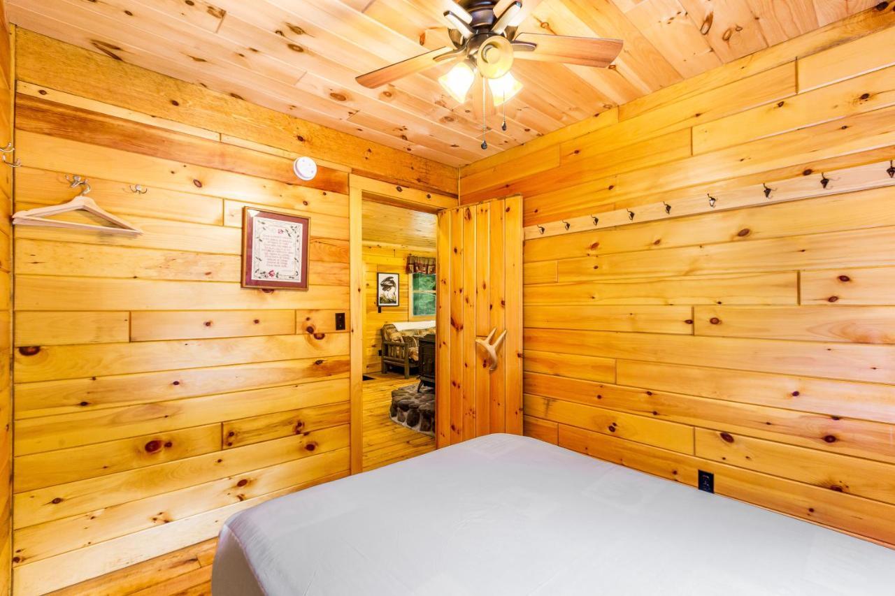 Lost Pond Cabin シュローン・レイク エクステリア 写真