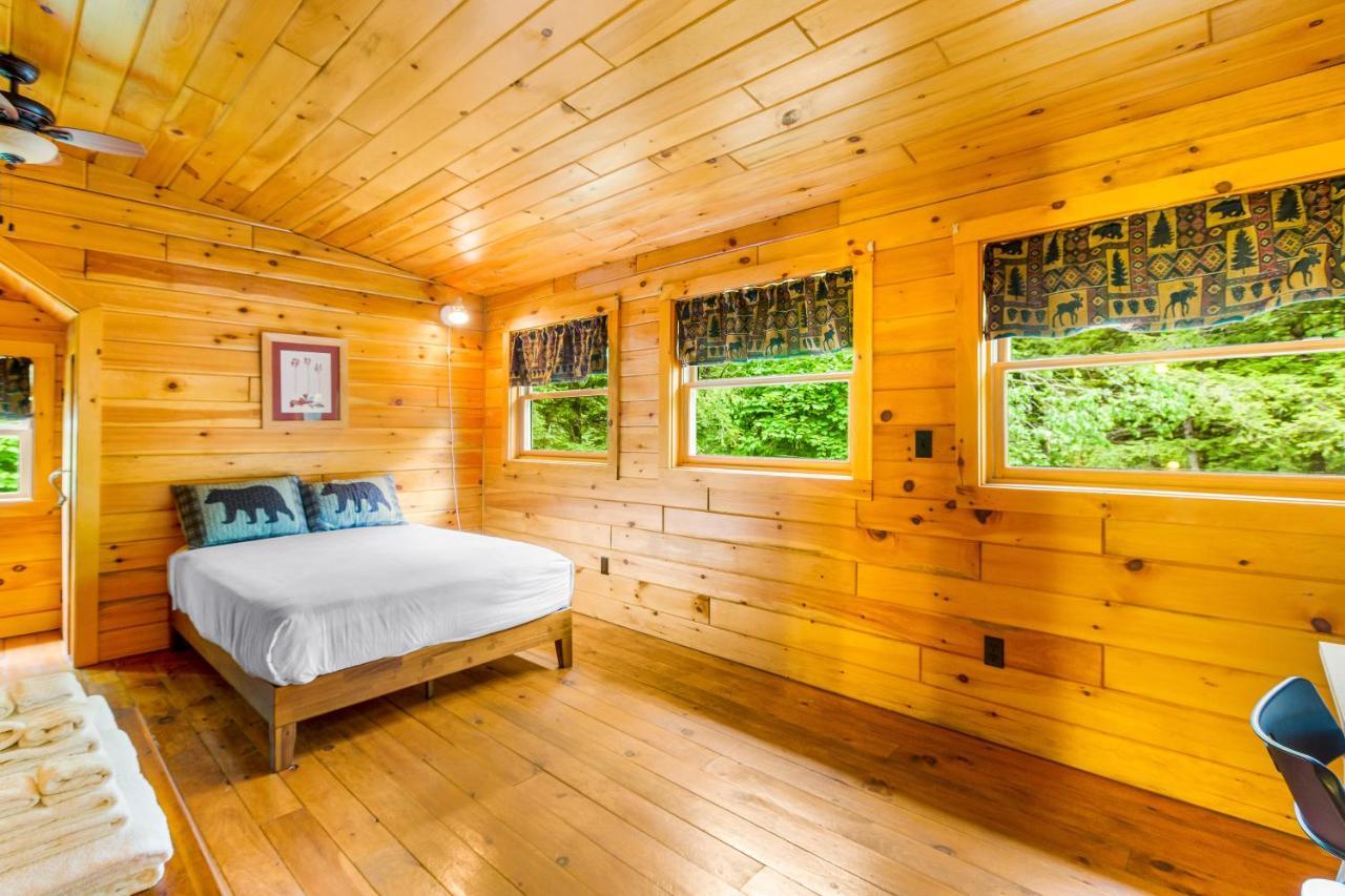Lost Pond Cabin シュローン・レイク エクステリア 写真